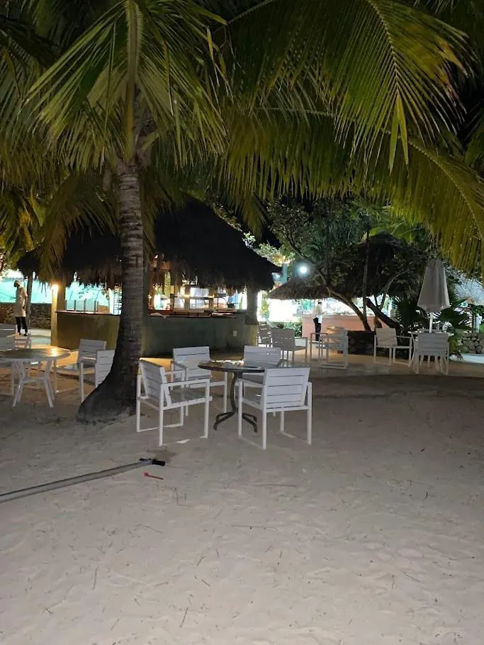 Marge'S Vacation Rentals نيغريل