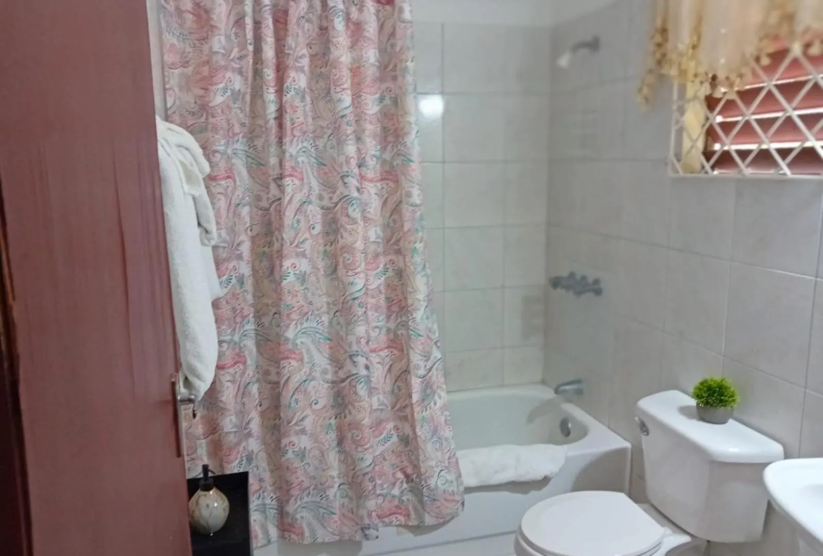 فندق Marge'S Vacation Rentals نيغريل